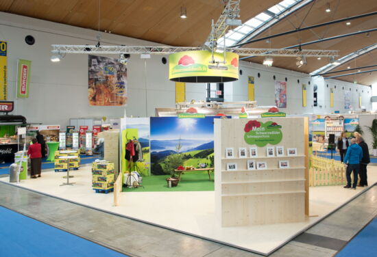 Messestand schwarzwaldmilch mueller messebau edeka innovationsmesse17 19