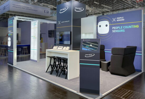 Messestand hella aglaia mueller messebau euroshop 2023 2