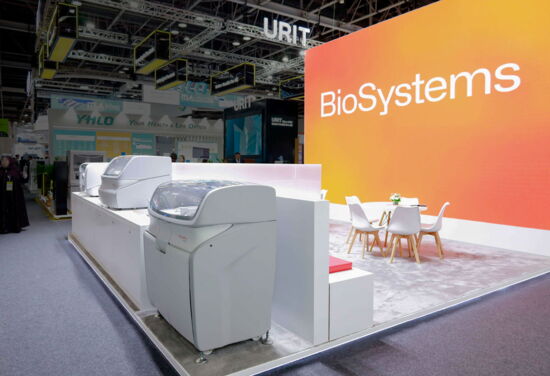 Messestand biosystems MuellerMessebau medlab 2026 6
