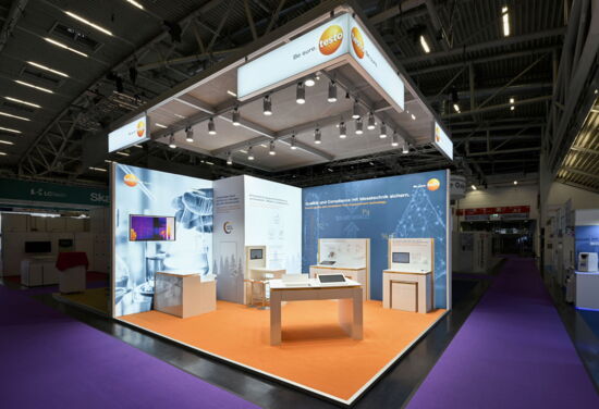 Messestand testo mueller messebau analytica2024 2