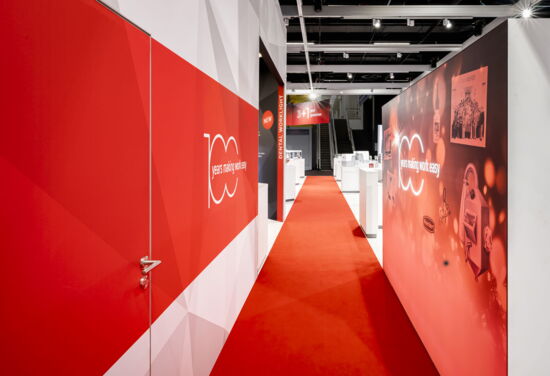 Messestand Renfert mueller messebau IDS 2025 1