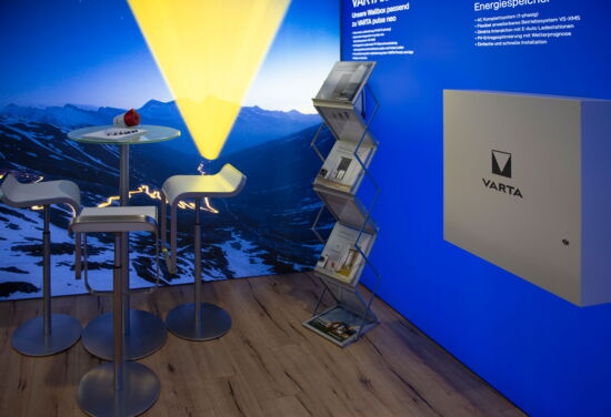 Messestand varta mueller messebau electra2022 1